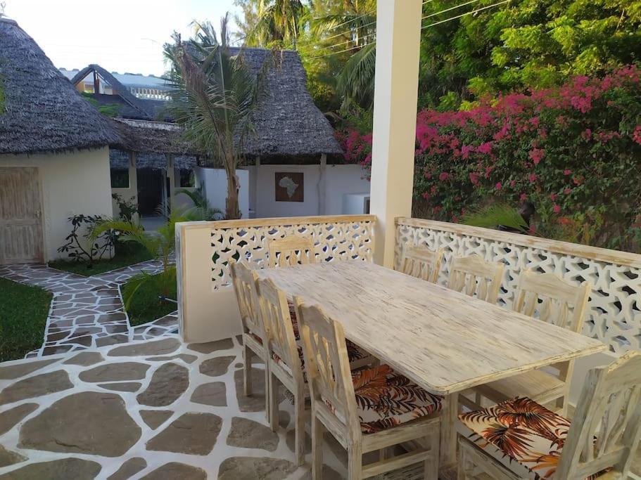 Garoda House Turtle Bay Jacuzzi ☆☆☆☆☆ Kilifi Watamu Exterior foto